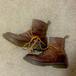 Doc Martens 1460 8-Eye Brown Boots